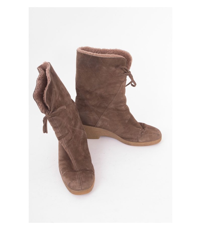 ara Damen Stiefel Winterstiefell Stiefeletten Wildleder Gr. UK 6,5 EU 39,5 Fell – Foto 1