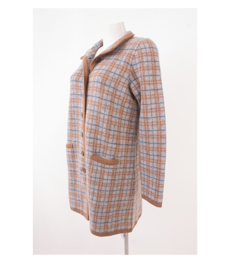 ASTRIFA Damen Trachten Strickjacke Gr. DE 36 Reine Merino-Wolle Mehrfarbig – Foto 3