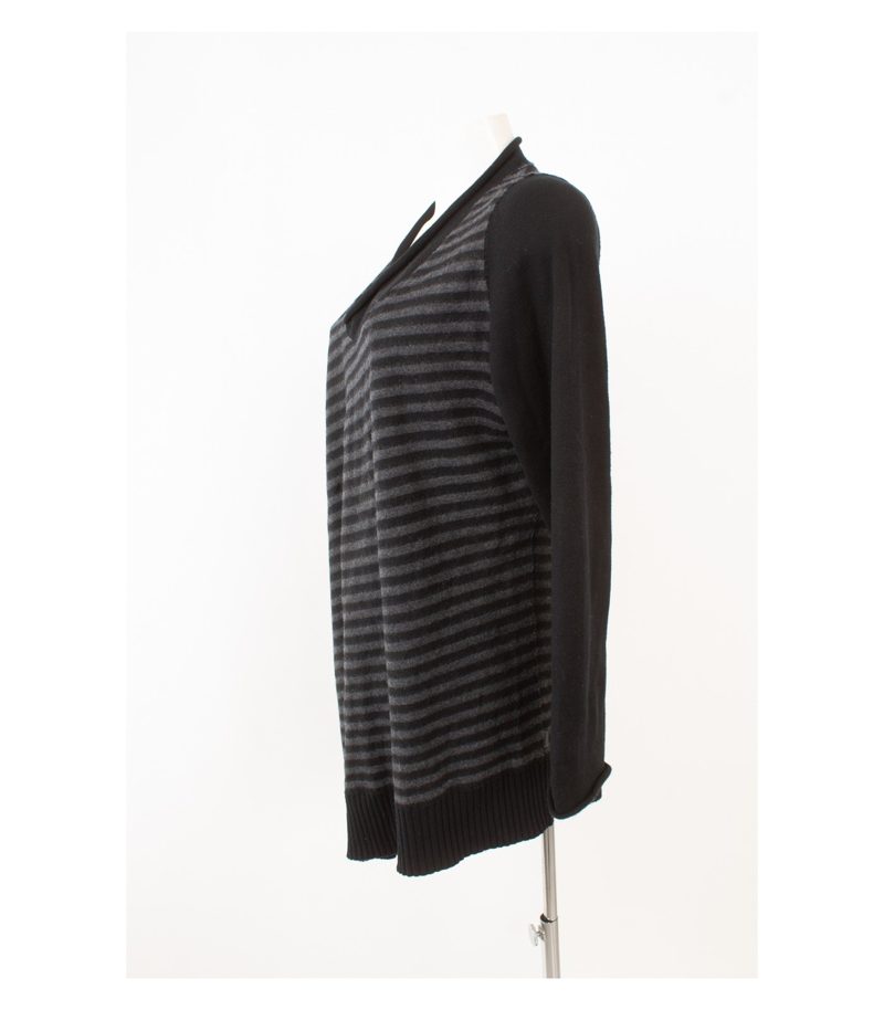 OSKA Damen Longpullover Gestreift Oversize Gr. 3 (DE 44) 100% Schwarz Grau Wolle – Foto 3