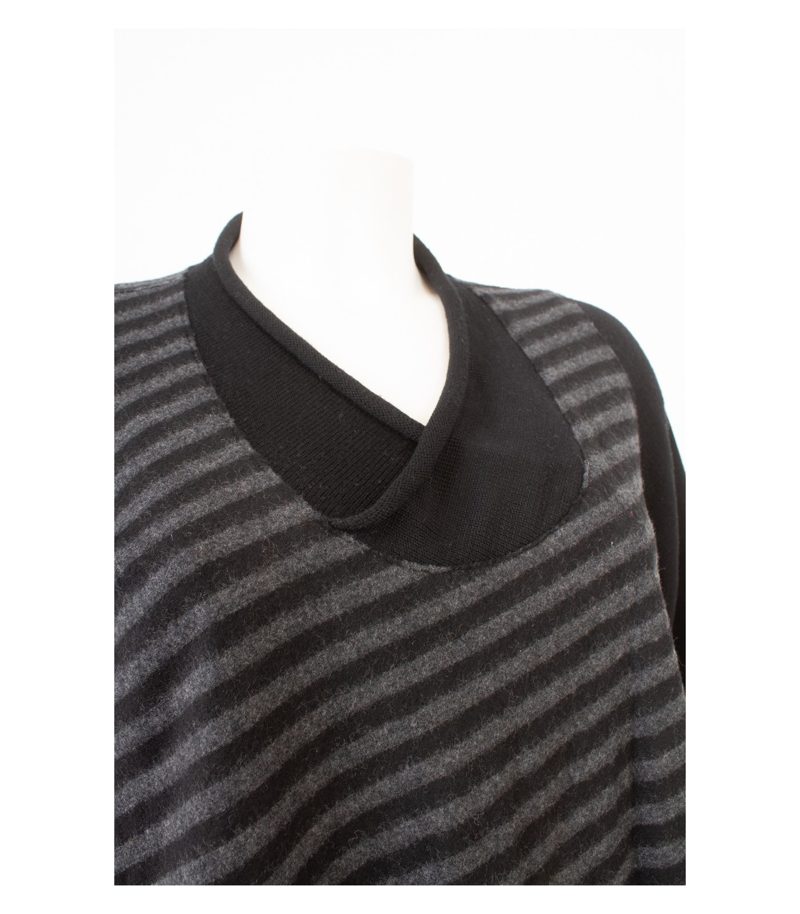 OSKA Damen Longpullover Gestreift Oversize Gr. 3 (DE 44) 100% Schwarz Grau Wolle – Foto 5
