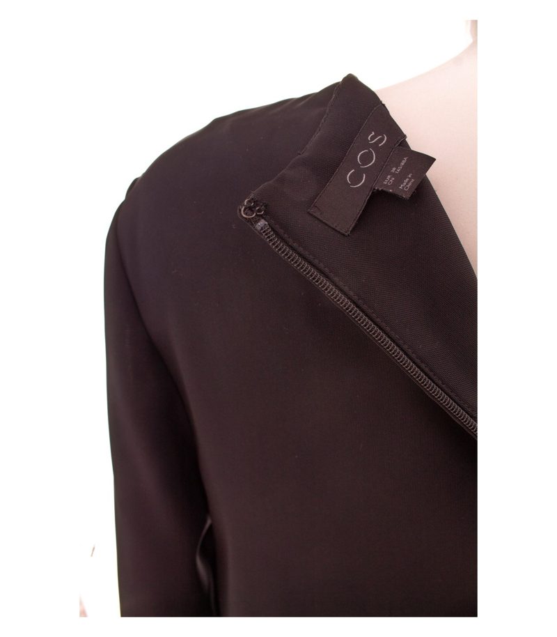 COS Damen Kleid Midikleid Plissee-Saum Taschen Gr. 38 Schwarz – Foto 6
